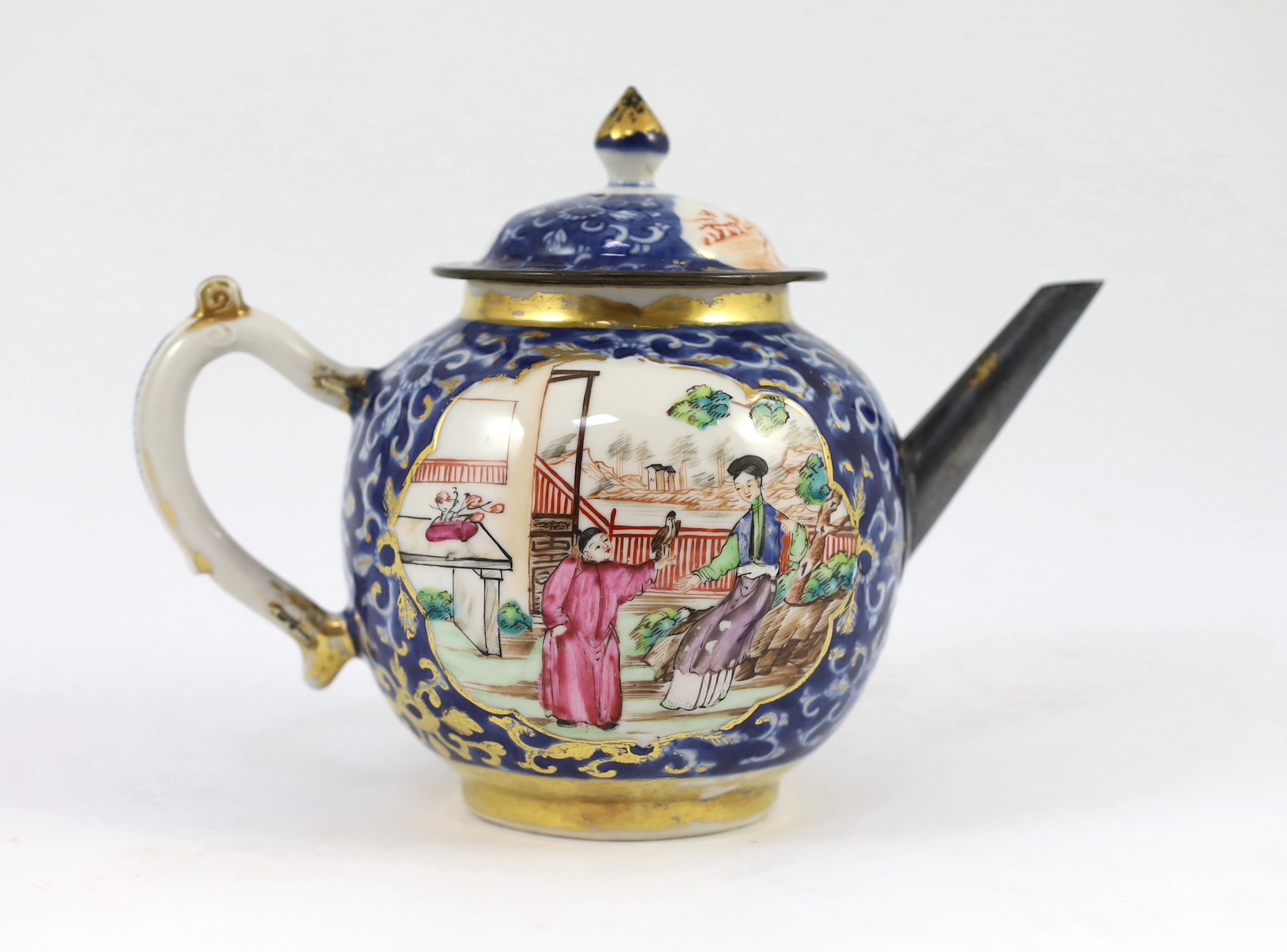 A Chinese export famille rose part tea and coffee set, Qianlong period, teapot 15cm high, some damage and wear to gilding